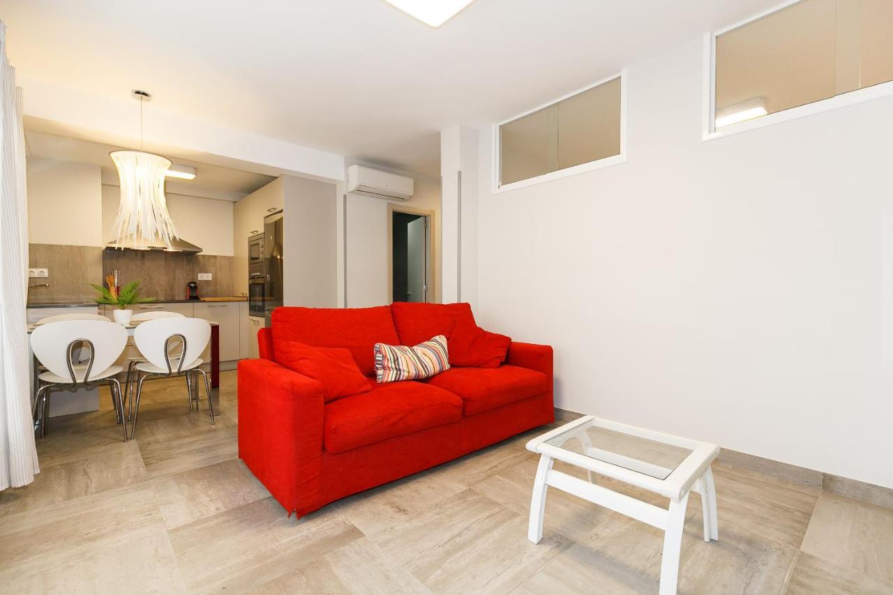 Uhc Alexis Family Apartments サロウ エクステリア 写真